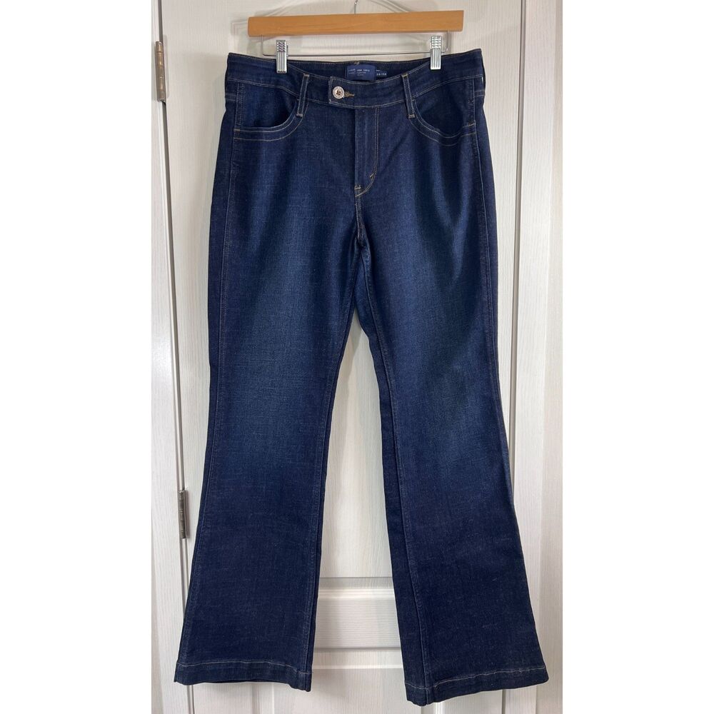 Levi's Women's Demi Curve Classic Flare Jeans Dark Wash Stretch Size 14 / 32